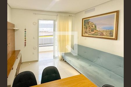 Sala de TV de apartamento para alugar com 1 quarto, 38m² em Ingleses do Rio Vermelho, Florianópolis