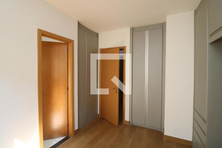 Suite de casa de condomínio para alugar com 2 quartos, 70m² em Vila Macedopolis, São Paulo