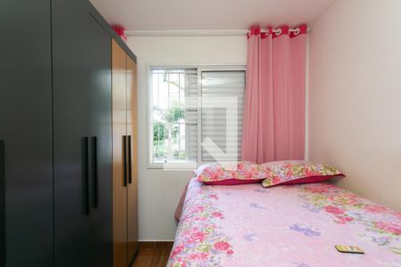 Quarto 1  de apartamento à venda com 2 quartos, 49m² em Jardim Guaianazes, São Paulo