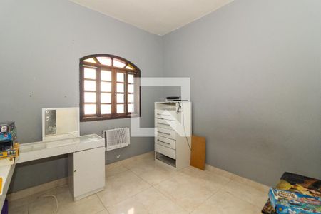 Quarto 1 de casa para alugar com 3 quartos, 215m² em Padre Miguel, Rio de Janeiro