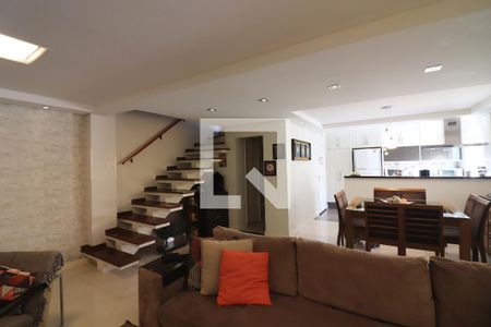 Sala  de casa à venda com 3 quartos, 150m² em Vila Dayse, São Bernardo do Campo