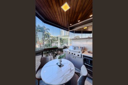 Varanda da Sala de apartamento à venda com 4 quartos, 300m² em Vila Regente Feijó, São Paulo