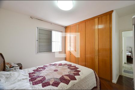 Suite de apartamento para alugar com 4 quartos, 150m² em Sagrada Família, Belo Horizonte