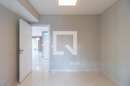 Sala Íntima de apartamento para alugar com 4 quartos, 254m² em Alphaville Industrial, Barueri