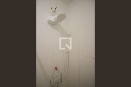 Banheiro de apartamento para alugar com 1 quarto, 50m² em Paraíso, São Gonçalo