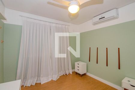 Quarto de apartamento para alugar com 1 quarto, 47m² em Passo D’areia, Porto Alegre