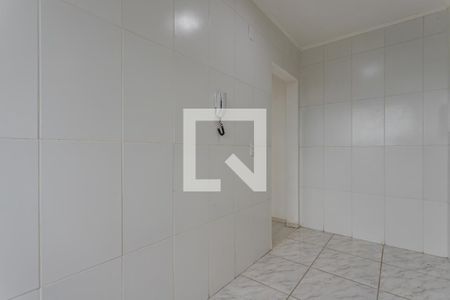 Cozinha e Área de Serviço de kitnet/studio para alugar com 1 quarto, 31m² em Jardim Lindóia, Porto Alegre