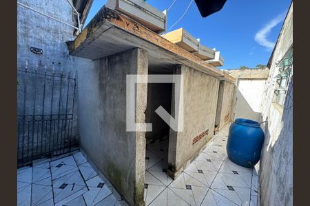 Quintal de casa para alugar com 2 quartos, 380m² em Rochdale, Osasco
