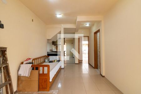 Sala de casa para alugar com 2 quartos, 120m² em Cidade São Francisco, São Paulo