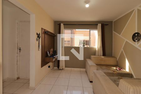 Sala de apartamento para alugar com 2 quartos, 50m² em Cidade São Jorge, Santo André
