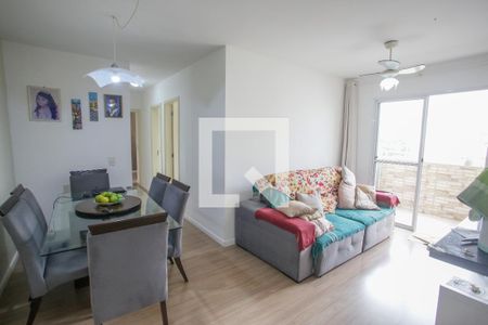 Sala de apartamento à venda com 3 quartos, 74m² em Taquara, Rio de Janeiro