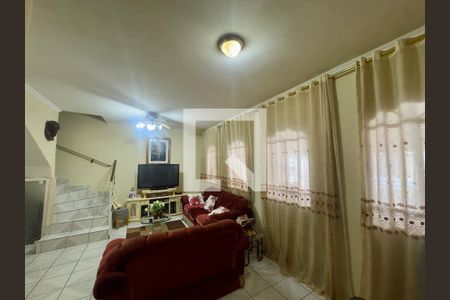 Casa à venda com 3 quartos, 185m² em Jardim Vila Galvao, Guarulhos