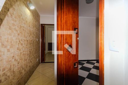 Corredor dos Quartos de casa para alugar com 2 quartos, 162m² em Jardim Vila Formosa, São Paulo