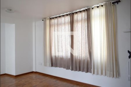 Sala de apartamento à venda com 3 quartos, 97m² em Jardim Vera Cruz, São Paulo