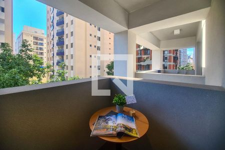 Vista/Varanda de kitnet/studio para alugar com 1 quarto, 27m² em Pinheiros, São Paulo