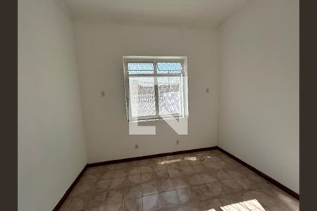 Quarto 1 de casa para alugar com 4 quartos, 194m² em Vila Valqueire, Rio de Janeiro