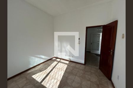 Quarto 1 de casa para alugar com 4 quartos, 194m² em Vila Valqueire, Rio de Janeiro