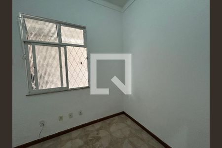 Quarto 2 de casa para alugar com 4 quartos, 194m² em Vila Valqueire, Rio de Janeiro