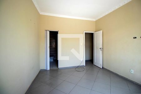 Suíte de apartamento para alugar com 3 quartos, 90m² em Brás de Pina, Rio de Janeiro