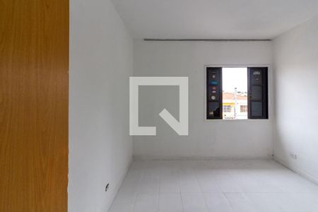 Quarto 1 de casa para alugar com 3 quartos, 125m² em Vila Marari, São Paulo