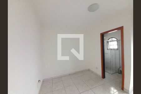 Casa à venda com 3 quartos, 130m² em Parque Novo Oratório, Santo André
