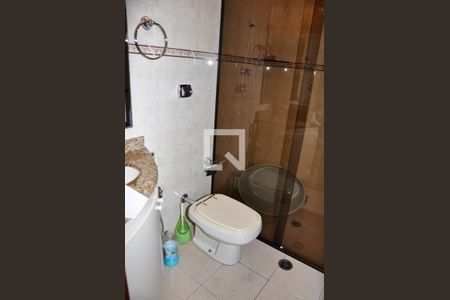 Detalhe - Banheiro Social da Sala de Jantar de casa à venda com 4 quartos, 240m² em Freguesia do Ó, São Paulo