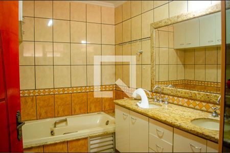 Casa para alugar com 6 quartos, 457m² em Setor Urias Magalhães, Goiânia
