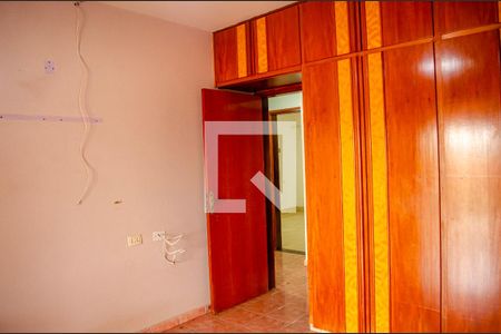 Casa para alugar com 6 quartos, 457m² em Setor Urias Magalhães, Goiânia