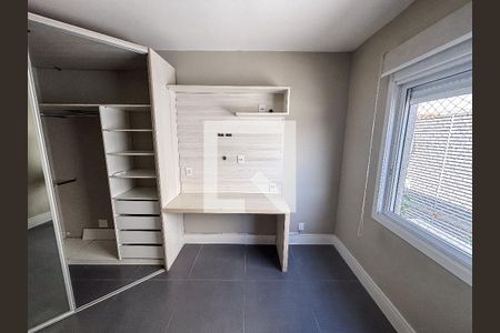 Suíte de apartamento para alugar com 1 quarto, 42m² em São João, Porto Alegre