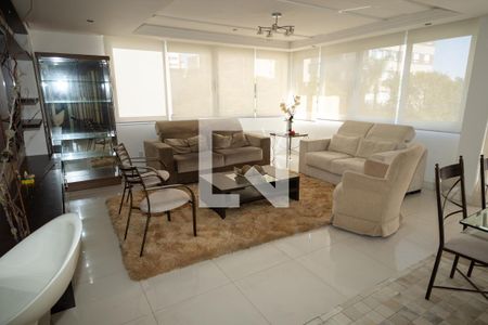 Apartamento para alugar com 3 quartos, 136m² em Petrópolis, Porto Alegre