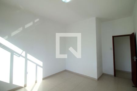 Quarto 1 de apartamento para alugar com 2 quartos, 204m² em Vista Alegre, Rio de Janeiro