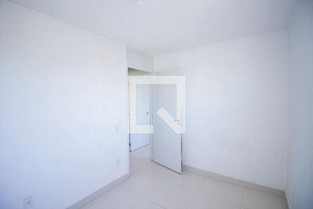 Quarto 2 de apartamento para alugar com 2 quartos, 45m² em Parque Xangri-lá, Contagem