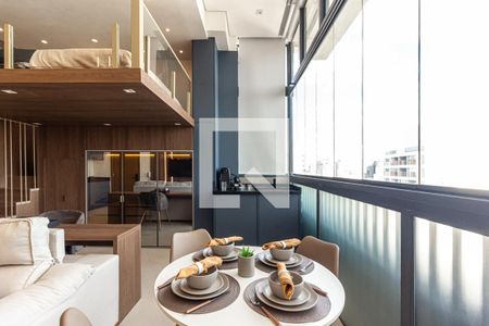 Sala de kitnet/studio para alugar com 1 quarto, 38m² em Consolação, São Paulo