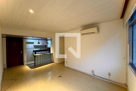 Sala/cozinha de apartamento à venda com 2 quartos, 70m² em Laranjeiras, Rio de Janeiro