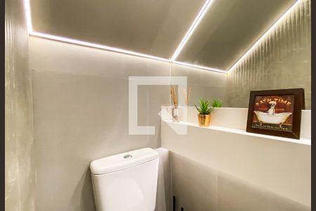Lavabo  de casa à venda com 2 quartos, 68m² em Vila Lais, São Paulo