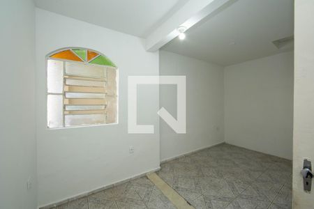 QUARTO2 de casa para alugar com 2 quartos, 40m² em João Pinheiro, Belo Horizonte