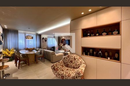 Apartamento à venda com 3 quartos, 97m² em Funcionários, Belo Horizonte