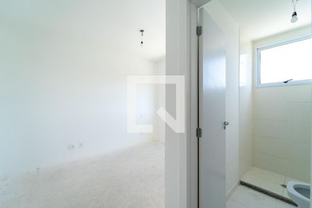 Quarto de apartamento à venda com 2 quartos, 67m² em Medeiros, Jundiaí