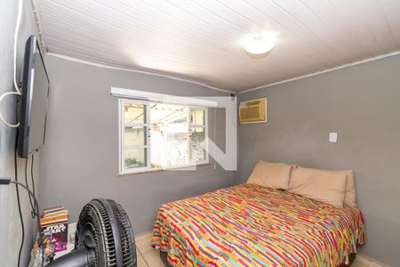 Quarto 1 de casa à venda com 2 quartos, 130m² em Vigário Geral, Rio de Janeiro