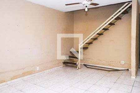 Casa para alugar com 2 quartos, 90m² em Nossa Senhora das Gracas, Nova Iguaçu