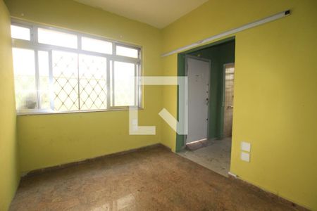 Sala de casa à venda com 5 quartos, 220m² em Vila Monumento, São Paulo