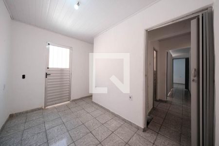 Quarto 1 de casa para alugar com 3 quartos, 140m² em Jardim Keralux, São Paulo