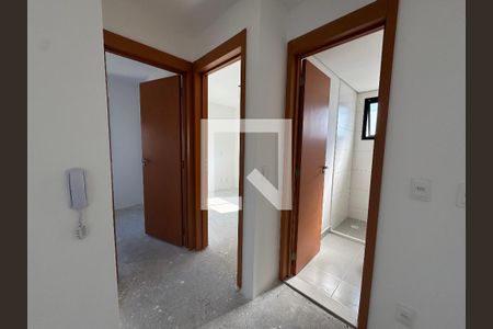 Corredor de apartamento à venda com 2 quartos, 38m² em Centro, Osasco