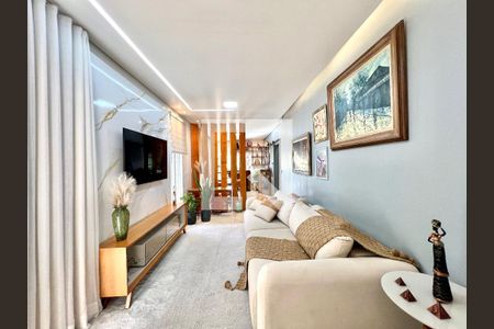 Sala de TV de casa à venda com 4 quartos, 320m² em São Benedito, Belo Horizonte