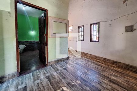 Sala 1 de casa para alugar com 4 quartos, 200m² em Santa Rosa, Niterói