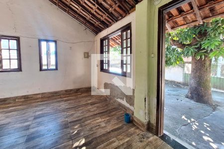 Sala 1 de casa para alugar com 4 quartos, 200m² em Santa Rosa, Niterói