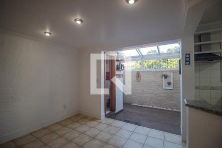 Sala/Cozinha de casa de condomínio à venda com 4 quartos, 177m² em Cavalhada, Porto Alegre