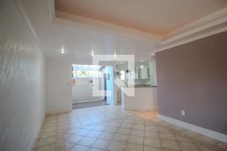 Sala/Cozinha de casa de condomínio à venda com 4 quartos, 177m² em Cavalhada, Porto Alegre
