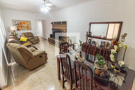 Sala de casa para alugar com 4 quartos, 280m² em Vila Bertioga, São Paulo