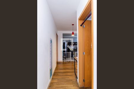 Corredor de apartamento à venda com 2 quartos, 51m² em Jardim Iris, São Paulo